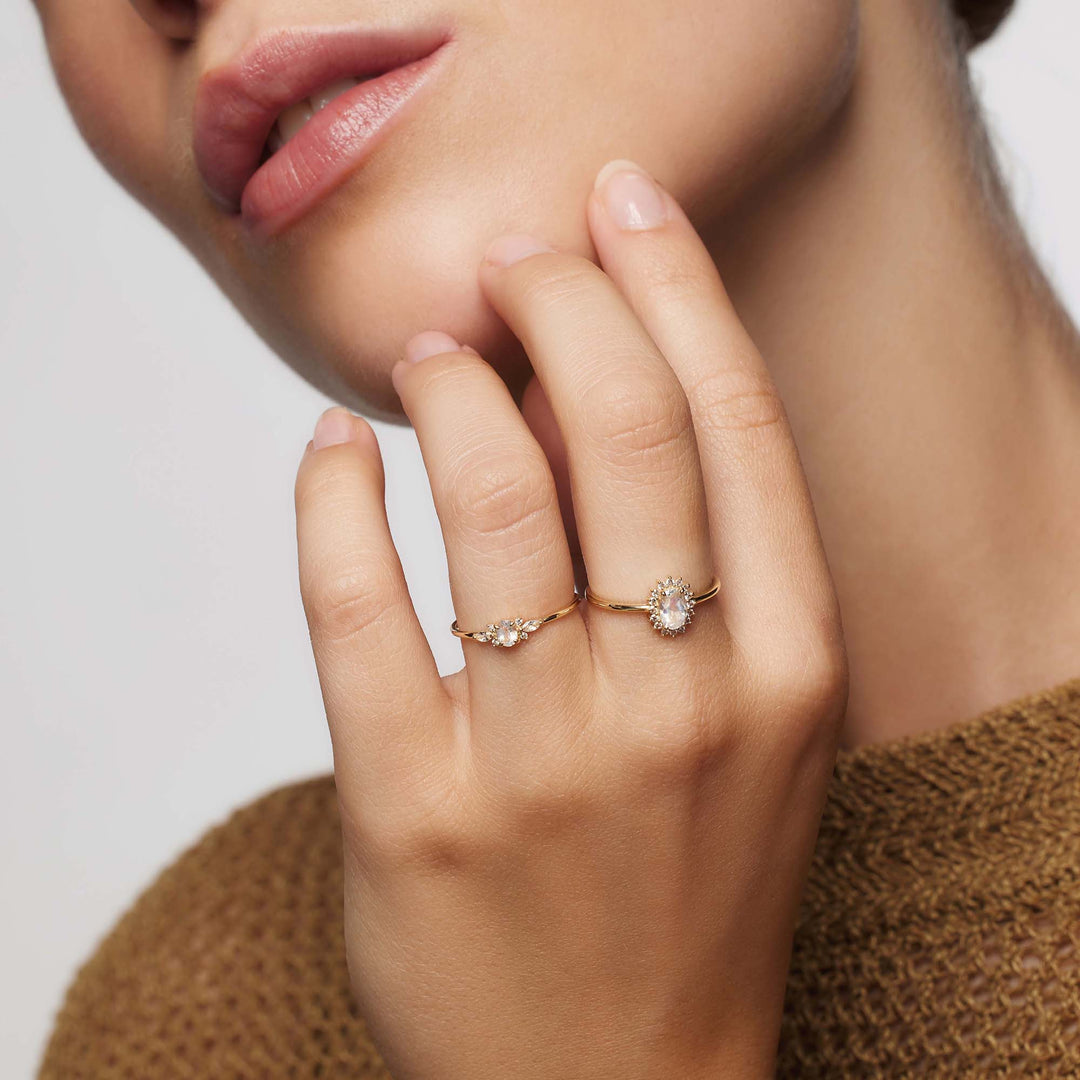 Moonstone Muse Ring | Gold