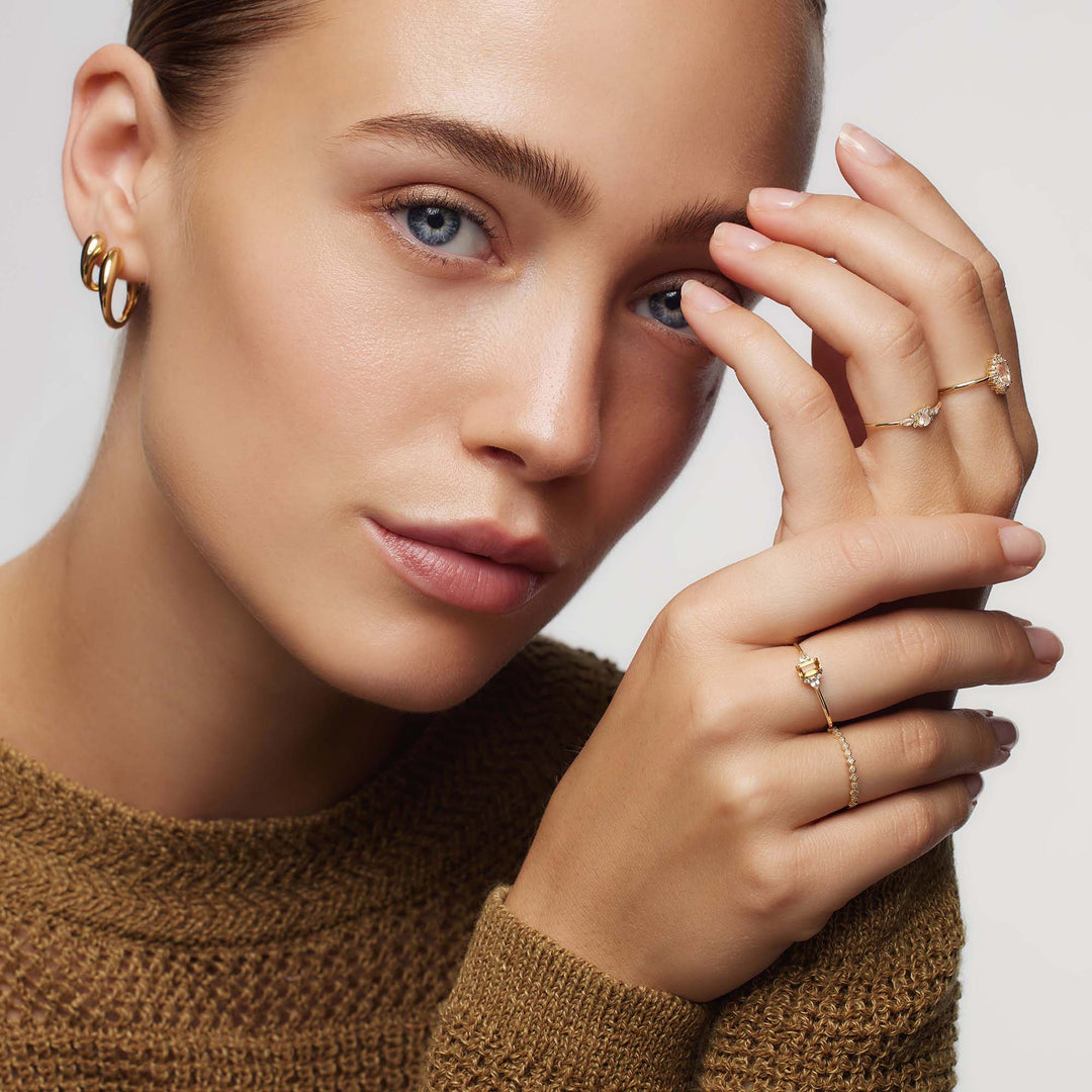 Moonstone Muse Ring | Gold